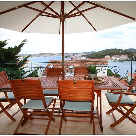 Seaview Apartment - Rogoznica ロゴズニッツァ エクステリア 写真