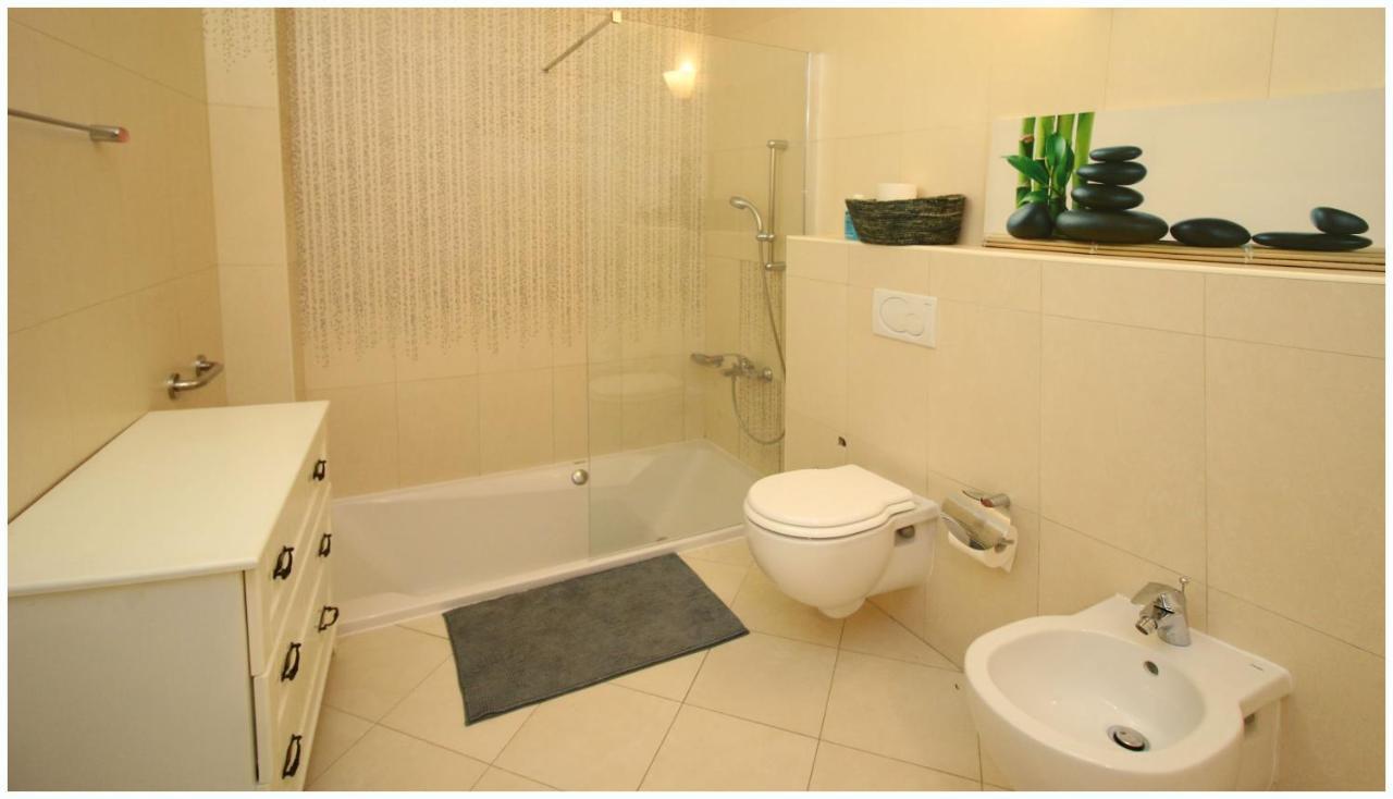 Seaview Apartment - Rogoznica ロゴズニッツァ エクステリア 写真